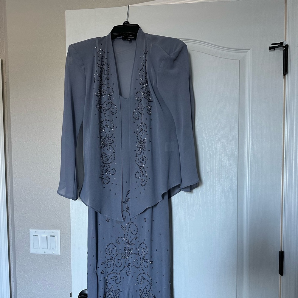 R&M Richard’s 2 piece dress Dusty blue